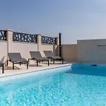 شقة Awesome In *