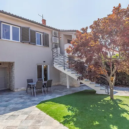Awesome In Apartman Banjole