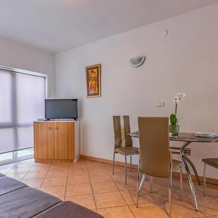 Awesome In Appartement Banjole